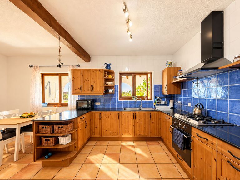 Property thumbnail 11