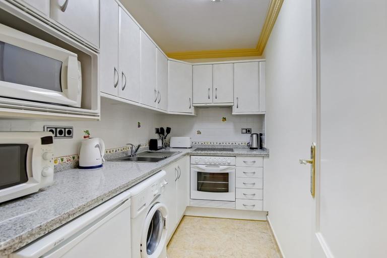 Property thumbnail 18