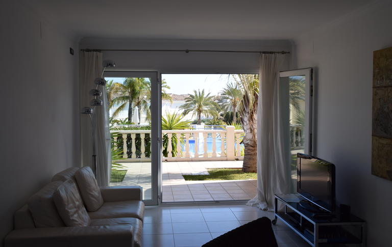 Property thumbnail 1