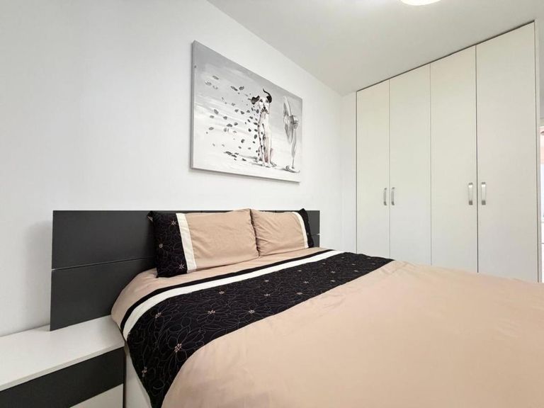 Property thumbnail 25