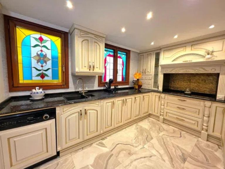 Property thumbnail 10