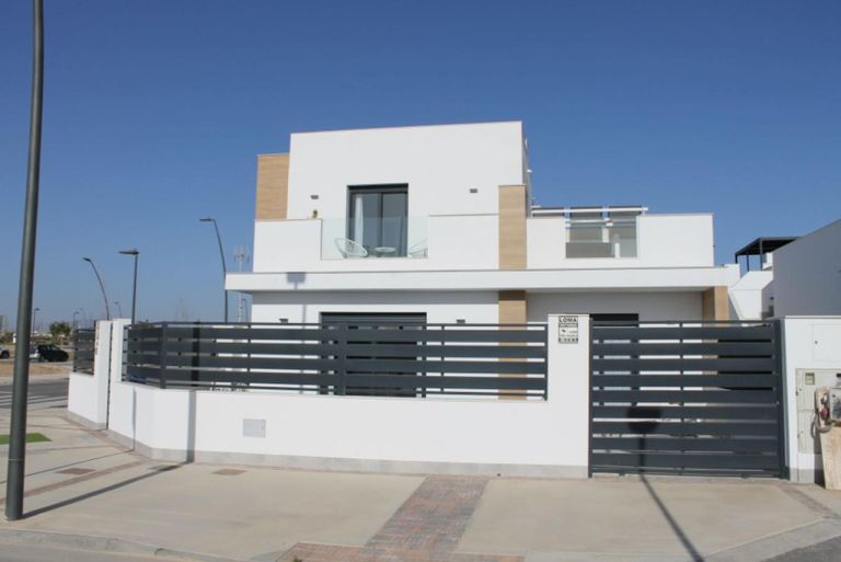 Property thumbnail 2