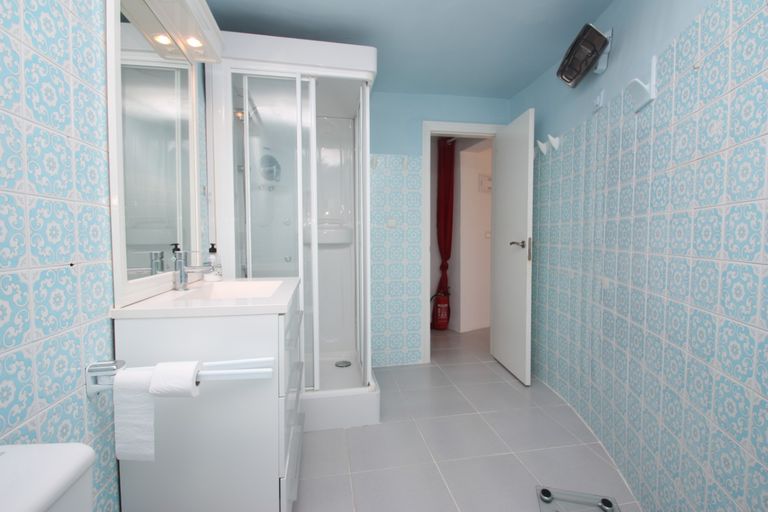 Property thumbnail 30