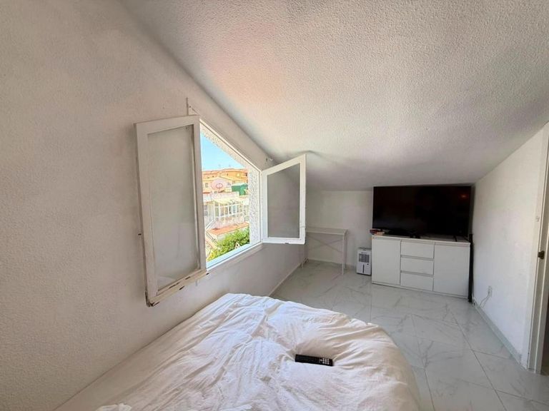 Property thumbnail 18