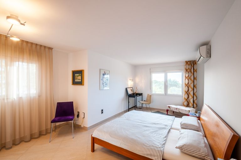 Property thumbnail 38