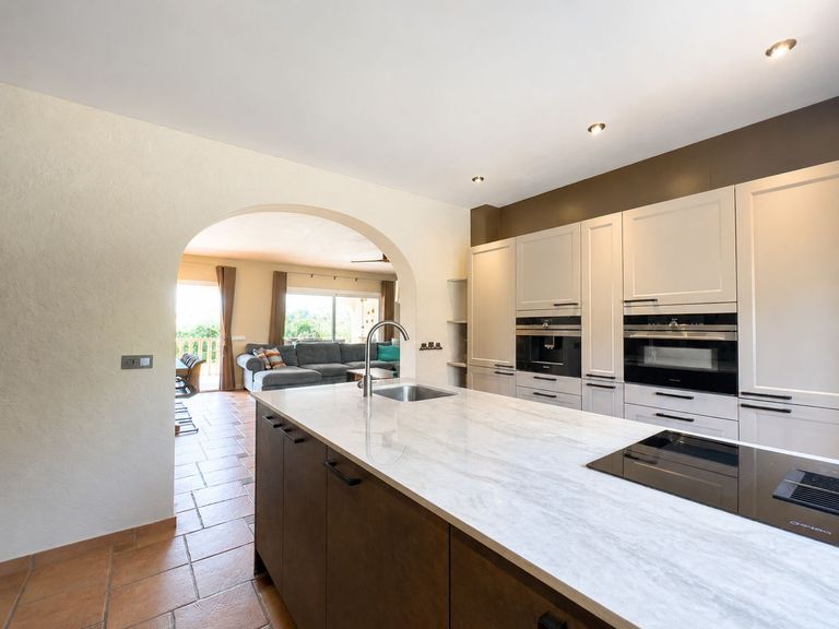 Property thumbnail 24