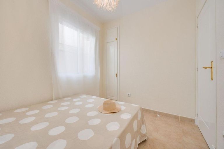 Property thumbnail 25