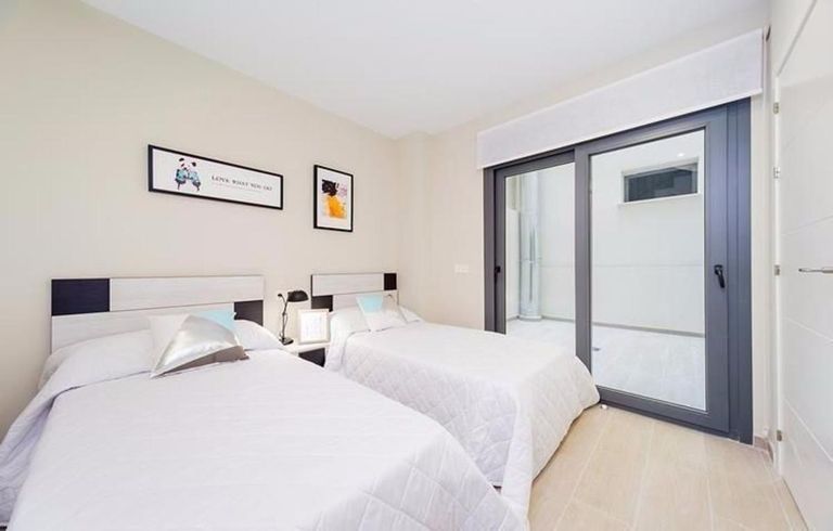 Property thumbnail 7