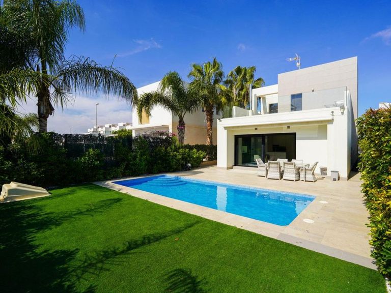 Property thumbnail 1