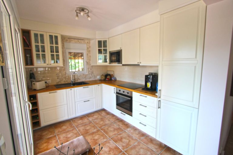 Property thumbnail 18