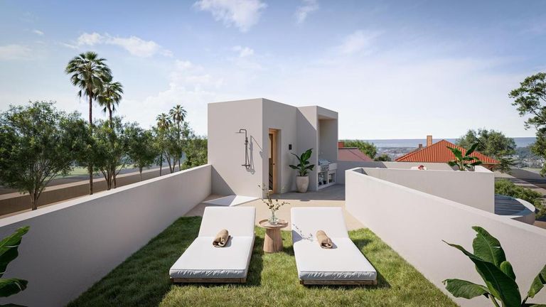 Property thumbnail 2