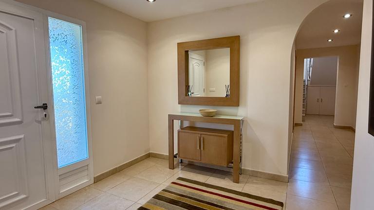 Property thumbnail 25