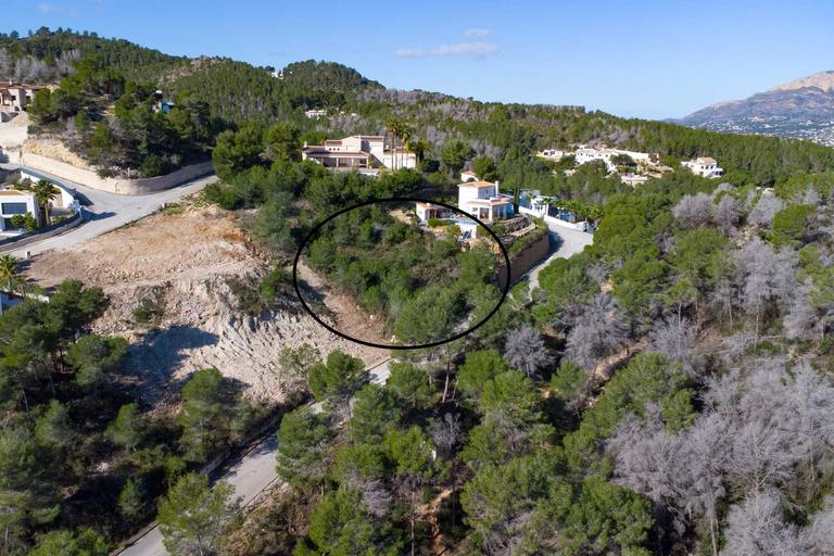 Property thumbnail 1