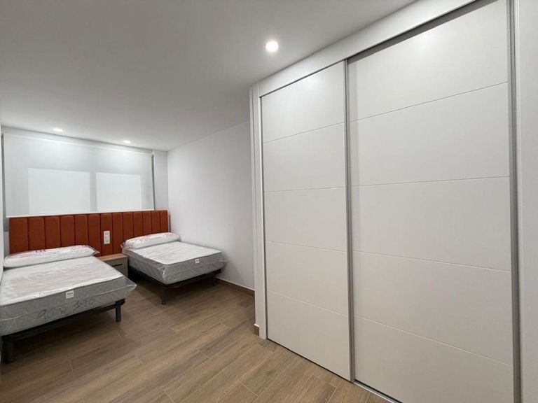 Property thumbnail 17