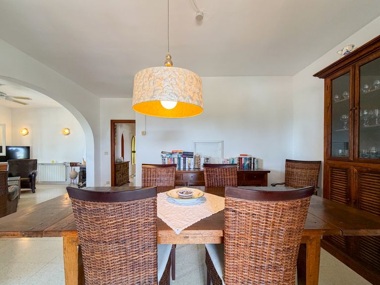 Property thumbnail 19