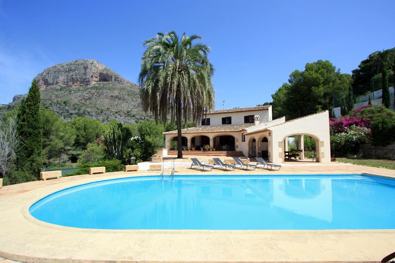 Property thumbnail 1