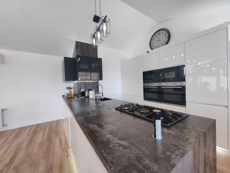 Property thumbnail 22