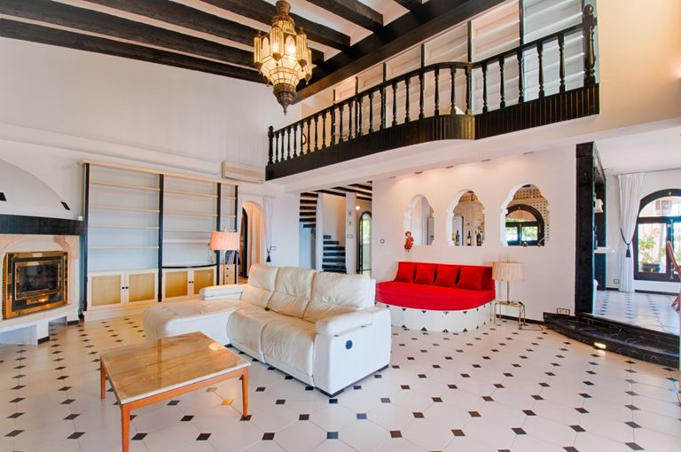 Property thumbnail 2