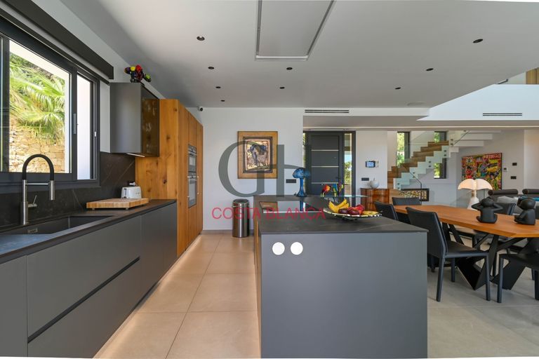 Property thumbnail 11