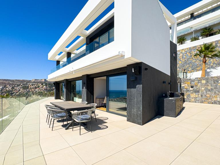 Property thumbnail 1