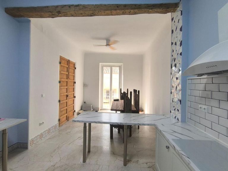 Property thumbnail 6
