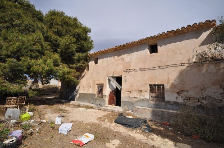 Property thumbnail 1