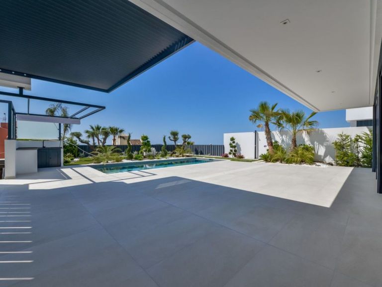 Property thumbnail 11