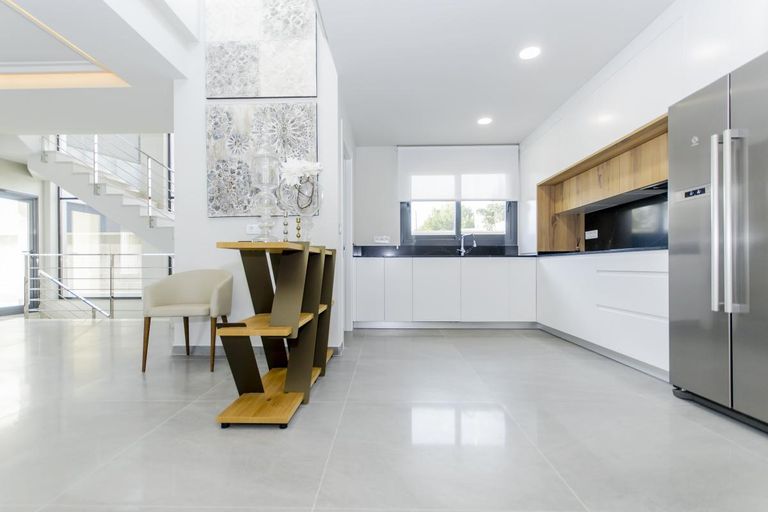 Property thumbnail 9