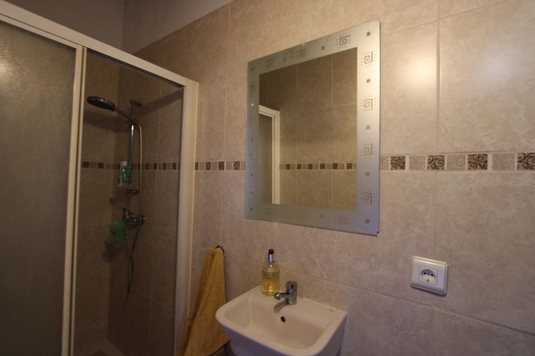Property thumbnail 23