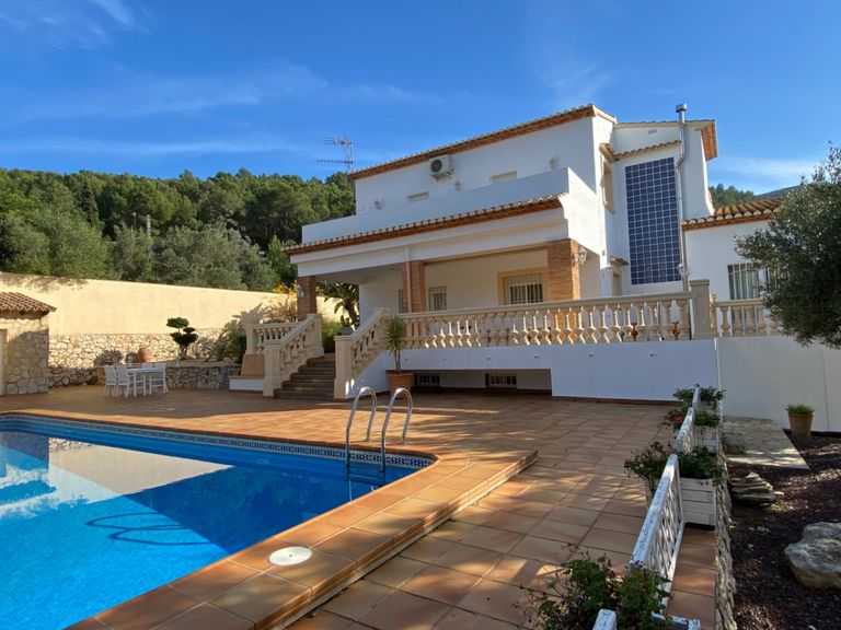 Property thumbnail 1