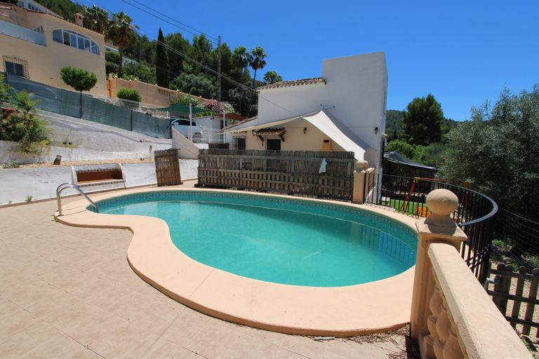 Property thumbnail 2