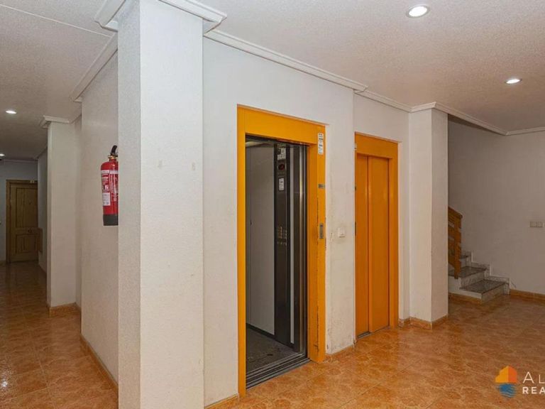 Property thumbnail 13