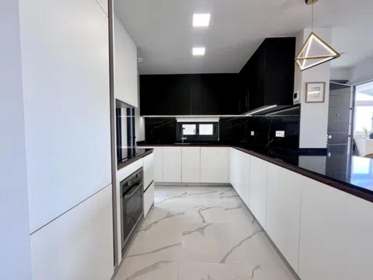 Property thumbnail 5