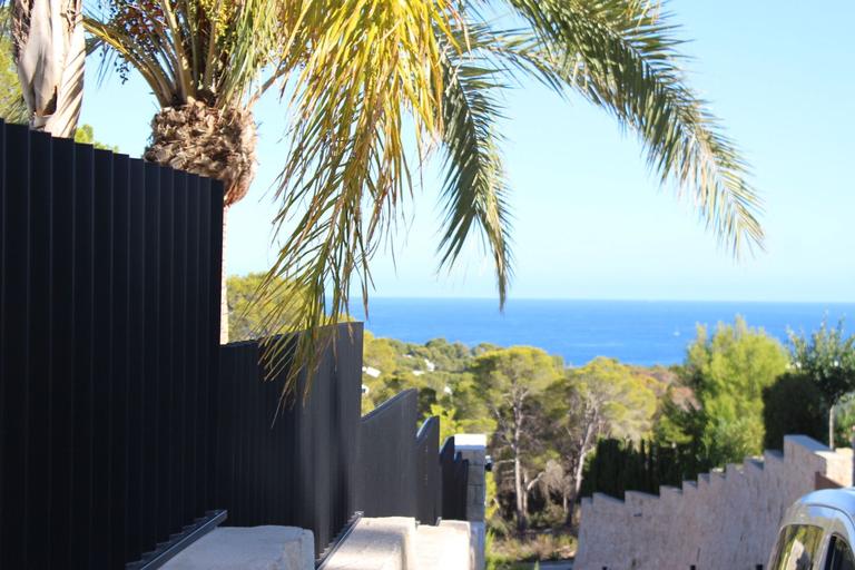 Property thumbnail 1
