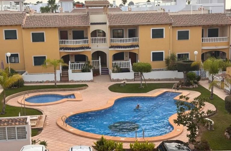 Property thumbnail 1