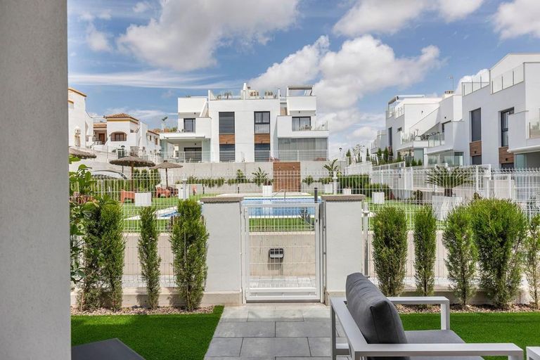 Property thumbnail 9