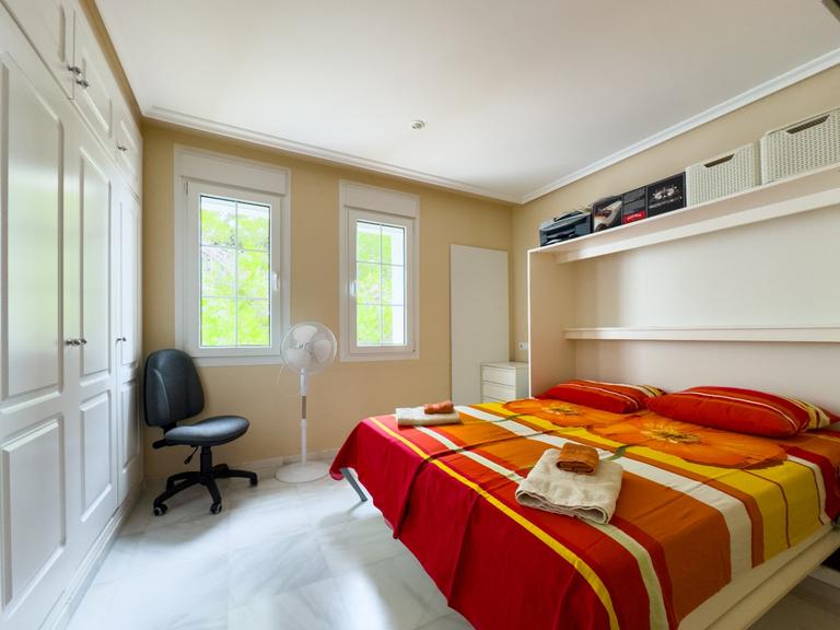 Property thumbnail 25