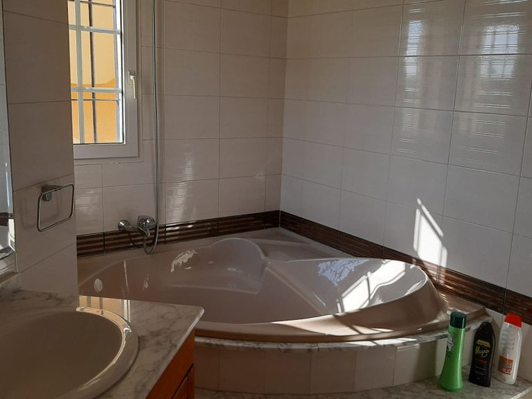 Property thumbnail 42