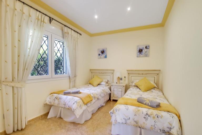 Property thumbnail 7