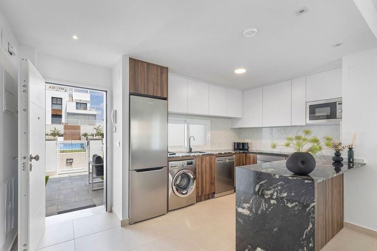 Property thumbnail 20