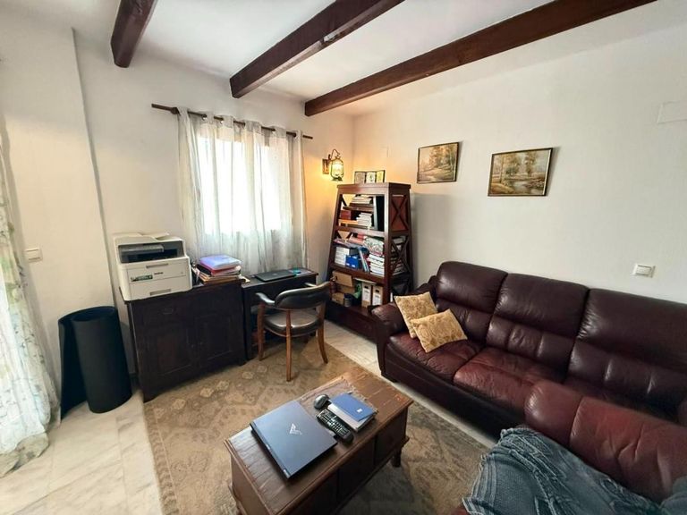 Property thumbnail 13