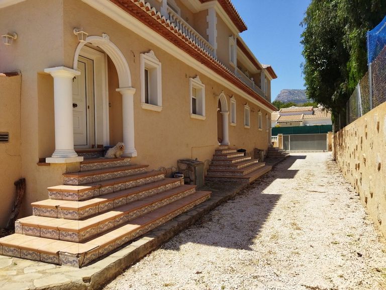 Property thumbnail 5