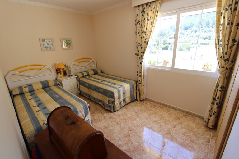 Property thumbnail 37