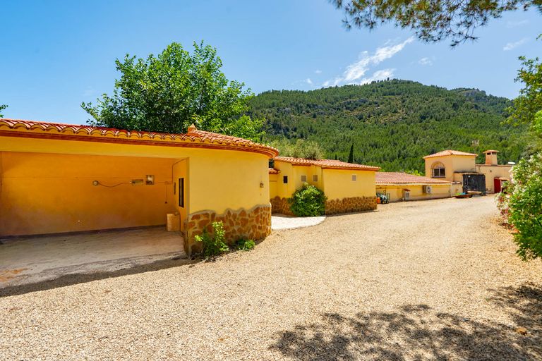 Property thumbnail 46