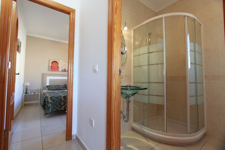Property thumbnail 10