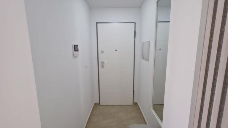 Property thumbnail 6