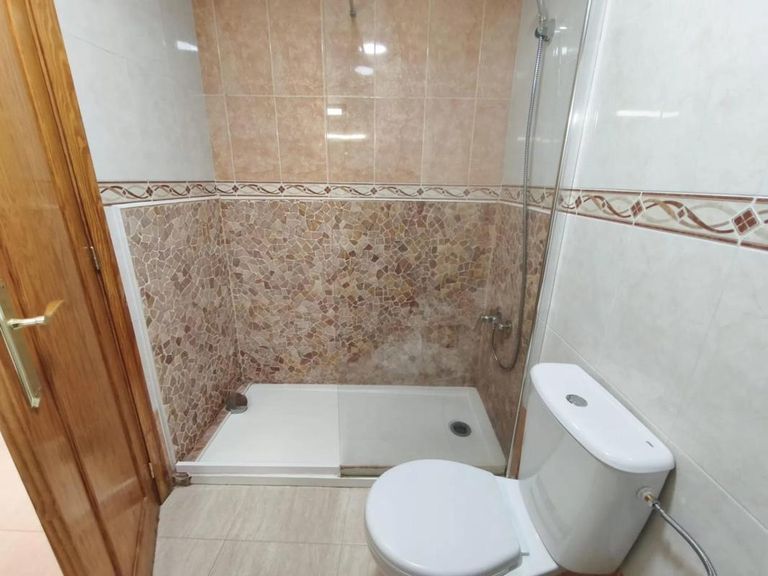 Property thumbnail 16