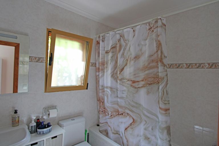 Property thumbnail 16