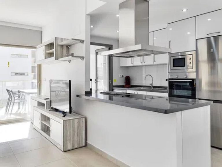 Property thumbnail 8