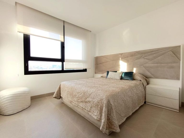 Property thumbnail 8